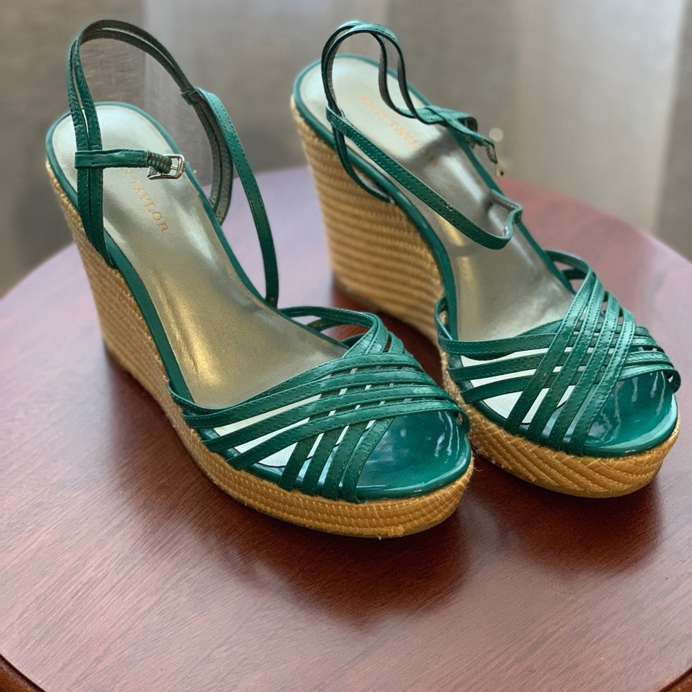 Strappy emerald wedge